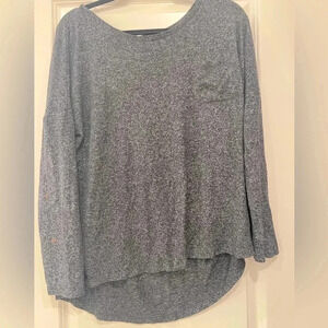 MERONA MEDIUM HEATHERED GRAY LONG SLEEVE (VEY SOFT)